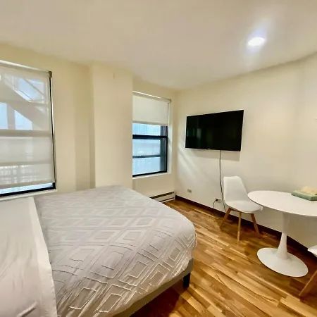 Studio In Vivid South Loop Close To The Grant Park